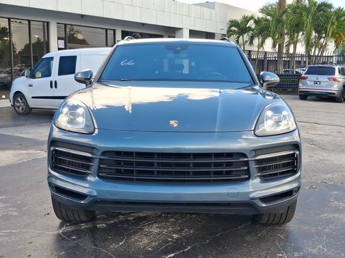 Used 2019 Porsche Cayenne AWD/4WD image 3