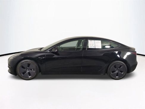 Used 2023 Tesla Model 3 Standard Range RWD image 8