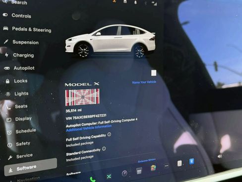 Used 2023 Tesla Model X Plaid image 27