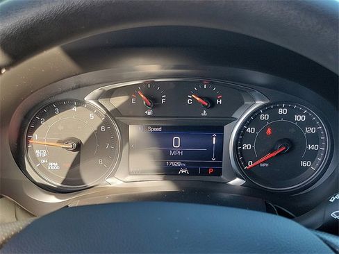 Used 2022 GMC Terrain SLE image 9