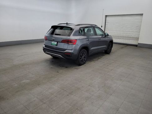 Used 2022 Volkswagen Taos S FWD image 9