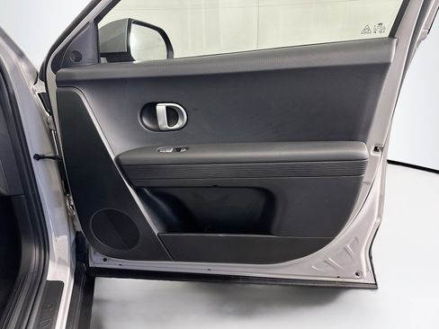 Used 2024 Hyundai Ioniq 5 SEL RWD image 32