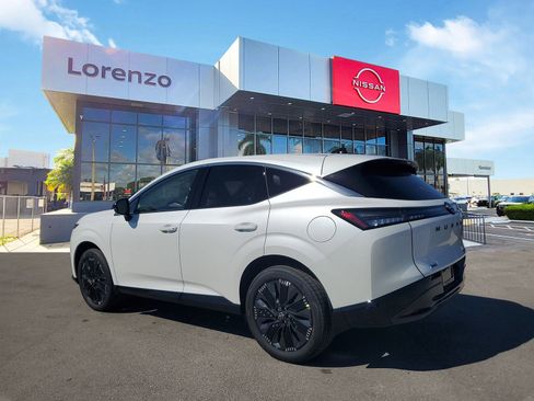 New 2026 Nissan Murano Platinum image 6