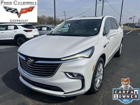 Used 2023 Buick Enclave Essence w/ Experience Buick Package image 1