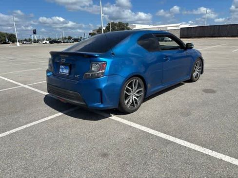 Used 2014 Scion tC FWD image 5