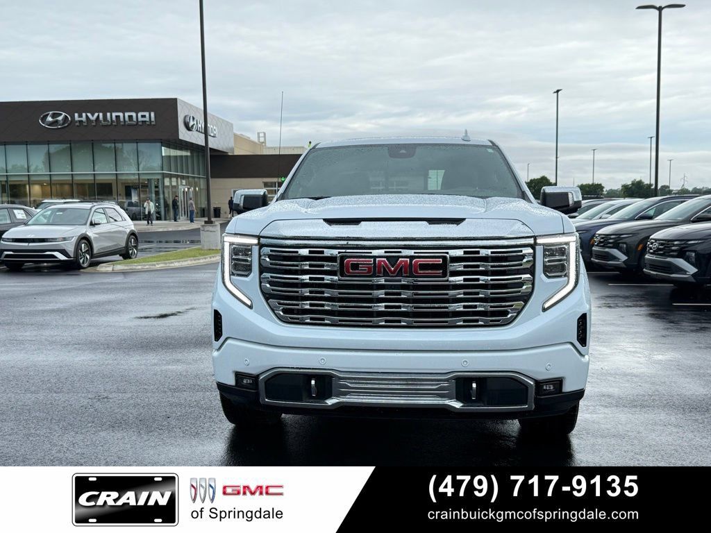 Used 2026 GMC Sierra 1500 Denali AWD/4WD image 2