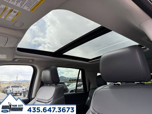 Used 2025 Ford Expedition Max Active AWD/4WD image 27