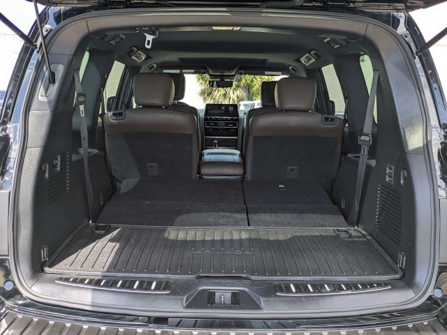 Used 2023 Nissan Armada Platinum w/ Captain's Chairs Package RWD image 13