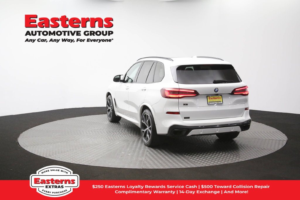 Used 2022 BMW X5 xDrive40i w/ M Sport Package AWD/4WD image 69