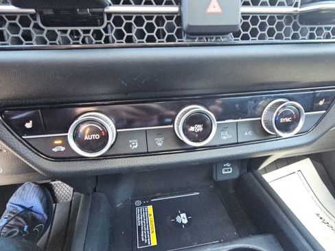 Used 2024 Honda HR-V EX-L image 18