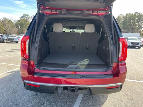 Used 2021 GMC Yukon XL SLT w/ SLT Luxury Package image 23