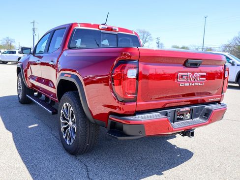 New 2026 GMC Canyon Denali image 28