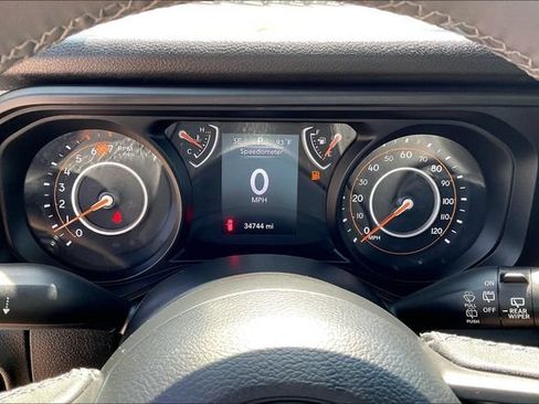 Used 2025 Jeep Wrangler Unlimited Sport AWD/4WD image 17