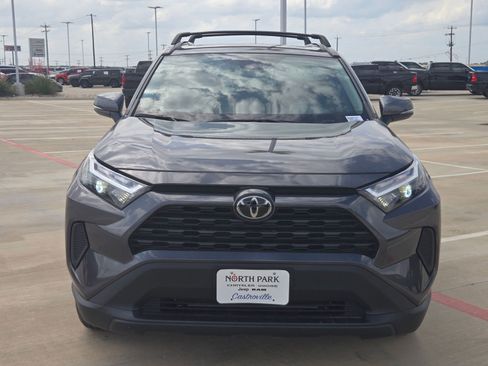 Used 2023 Toyota RAV4 XLE w/ Convenience Package FWD image 8