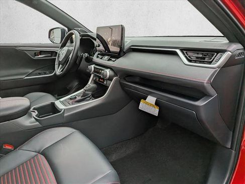 Certified 2025 Toyota RAV4 XSE image 21