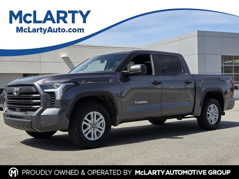 Used 2025 Toyota Tundra SR5 RWD image 1