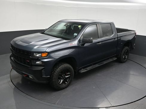 Used 2020 Chevrolet Silverado 1500 Custom Trail Boss w/ Custom Convenience Package AWD/4WD image 16