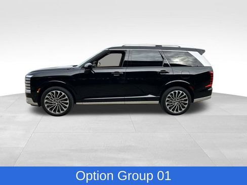 Used 2026 Hyundai Palisade Calligraphy image 2