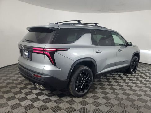 New 2026 Chevrolet Traverse LT w/ Midnight/Sport Edition image 4