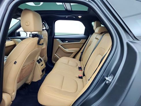 Certified 2023 Jaguar F-PACE S image 24