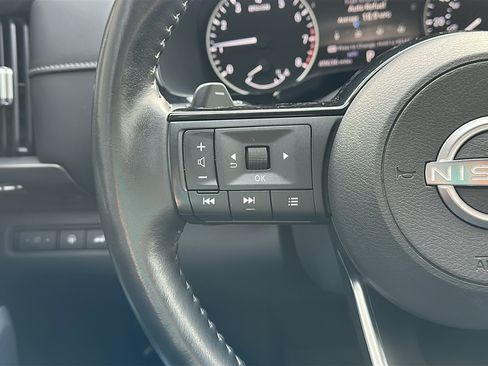 Certified 2022 Nissan Pathfinder SL image 15