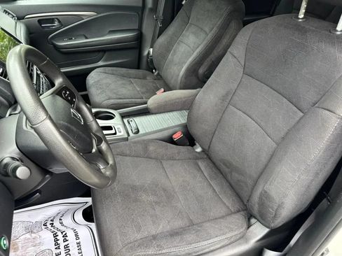 Used 2019 Honda Pilot EX image 11