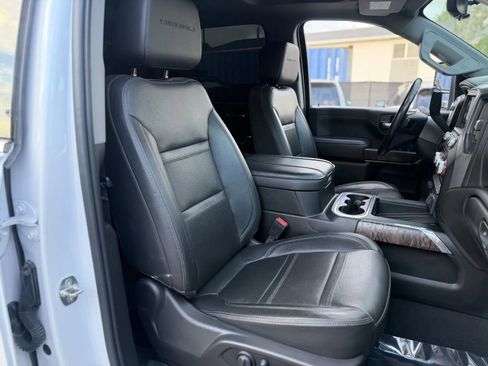 Used 2023 GMC Sierra 2500 Denali w/ Denali Ultimate Package AWD/4WD image 52