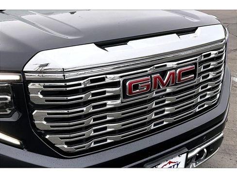 Used 2022 GMC Sierra 1500 Denali image 34