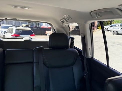 Used 2015 Lexus LX 570 4WD image 56