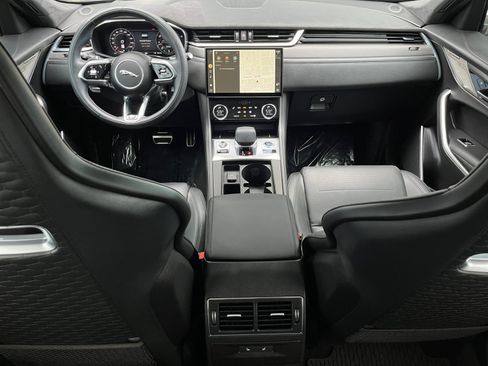 Used 2024 Jaguar F-PACE SVR AWD/4WD image 19