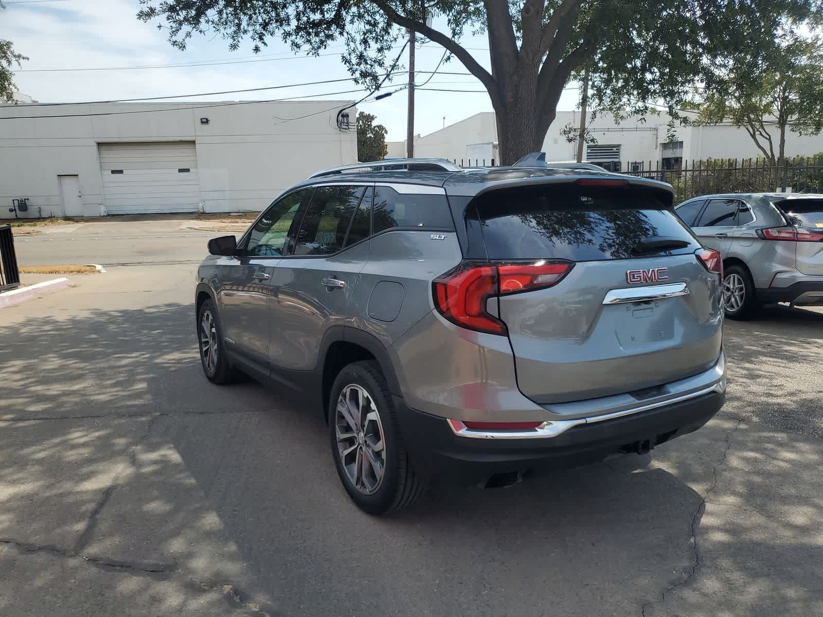 Used 2020 GMC Terrain SLT w/ Preferred Package FWD image 4