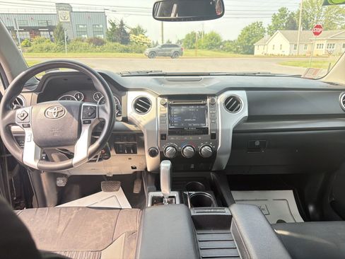 Used 2016 Toyota Tundra SR5 w/ TRD Off Road Package AWD/4WD image 14