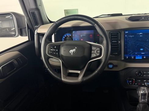 Used 2024 Ford Bronco Wildtrak AWD/4WD image 16