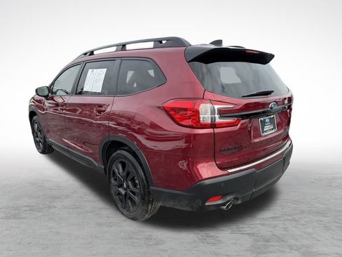 Used 2025 Subaru Ascent Onyx Edition image 5