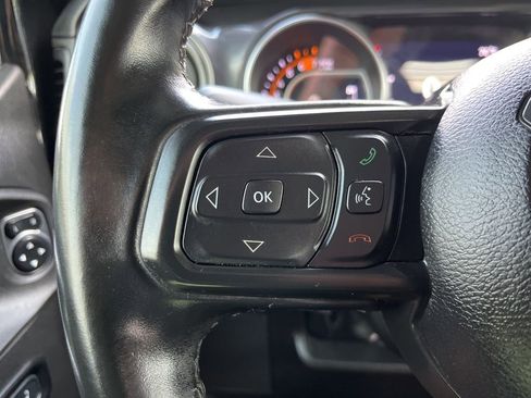 Used 2022 Jeep Wrangler Unlimited Sport image 32