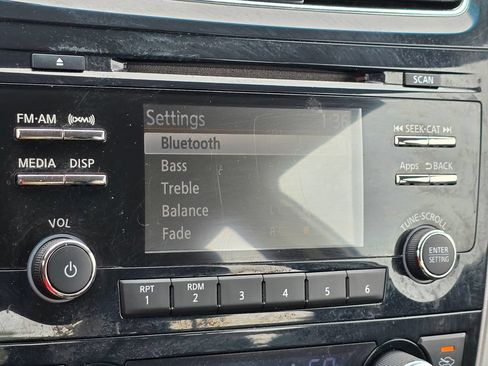 Used 2015 Nissan Altima 2.5 SV FWD image 41