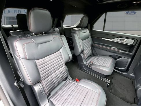 New 2026 Ford Explorer ST-Line w/ ST-Line Street Pack AWD/4WD image 11