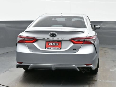 Used 2024 Toyota Camry SE image 5