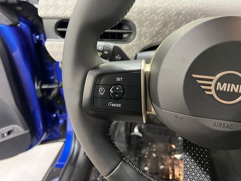 Certified 2025 MINI Cooper S image 14