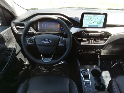 Used 2022 Ford Escape SEL w/ Technology Package AWD/4WD image 14