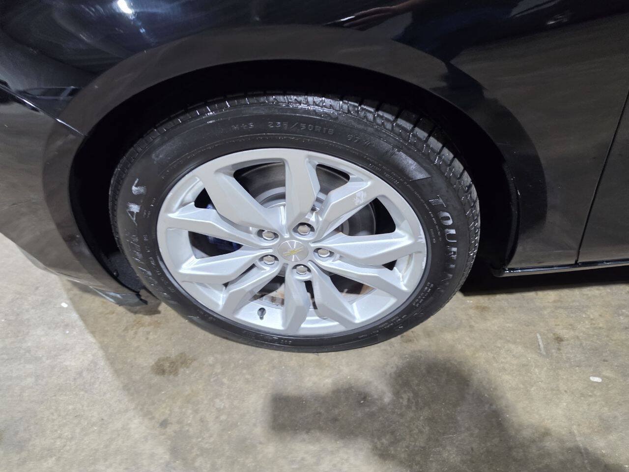 Used 2019 Chevrolet Impala LT FWD image 20