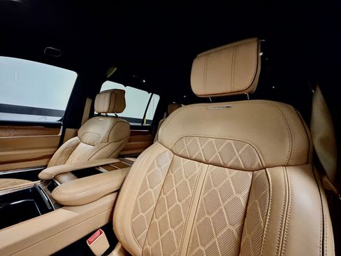 Used 2024 Jeep Grand Wagoneer Series III w/ Flexible Seating Group AWD/4WD image 24