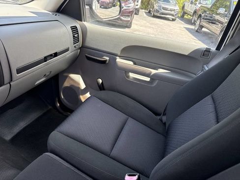 Used 2011 Chevrolet Silverado 1500 W/T RWD image 26