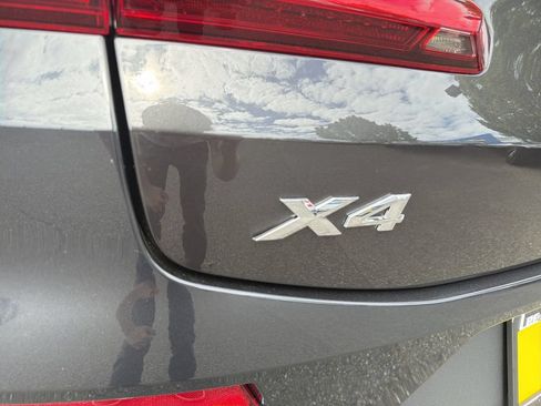 Used 2022 BMW X4 xDrive30i AWD/4WD image 33