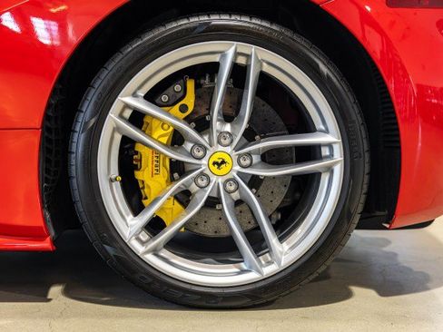 Used 2016 Ferrari 488 GTB RWD image 21