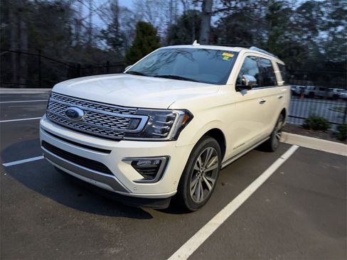 Used 2021 Ford Expedition Platinum image 3