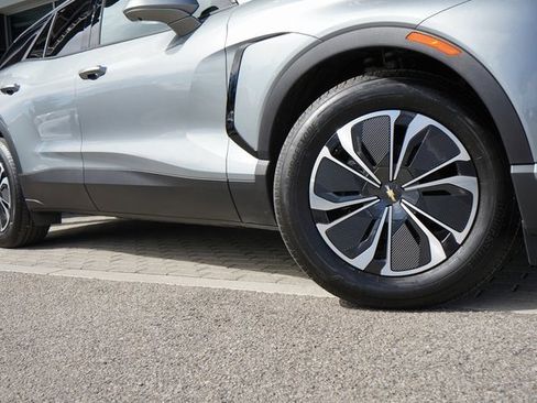 New 2026 Chevrolet Blazer EV LT image 9