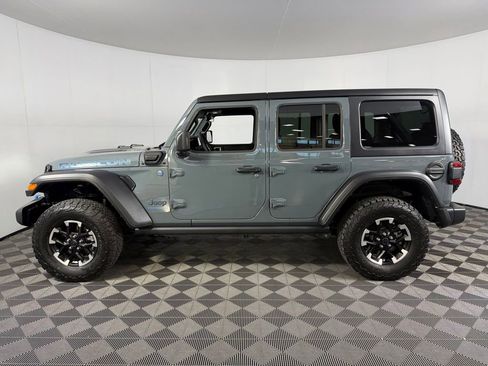 Used 2025 Jeep Wrangler Unlimited Rubicon 4xe w/ Safety Group AWD/4WD image 9