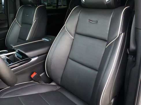 Certified 2025 Cadillac Escalade Sport w/ Touring Package image 20