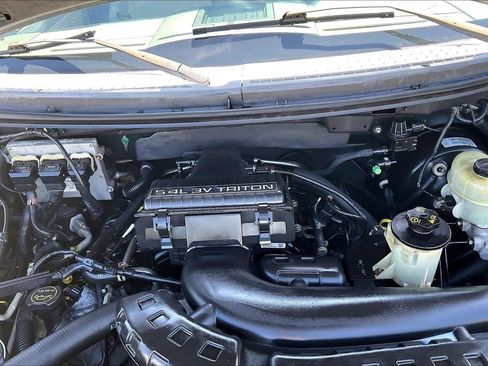 Used 2004 Ford F150 Lariat RWD image 30
